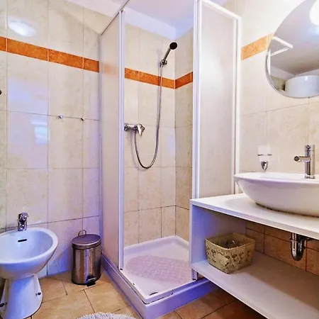 Ferlini In Istria With Private 10000 M2 Garden Villa Svetvincenat