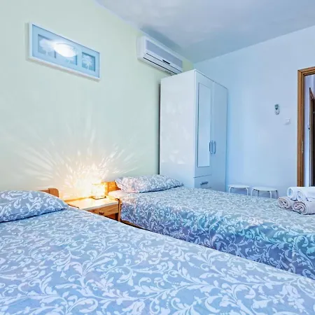 Ferlini In Istria With Private 10000 M2 Garden * Svetvincenat