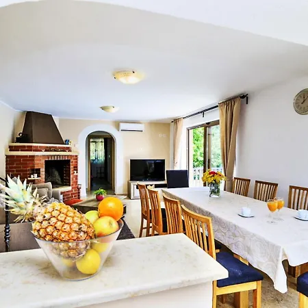 Villa Ferlini In Istria With Private 10000 M2 Garden *