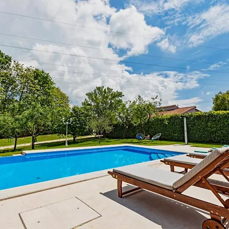 Villa Ferlini In Istria With Private 10000 M2 Garden *