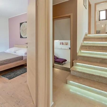 Ferlini In Istria With Private 10000 M2 Garden, Wellness & Family Activities On Plot Villa Svetvinčenat